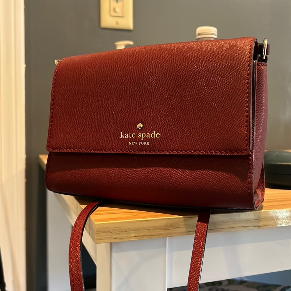 maroon kate spade crossbody bag
